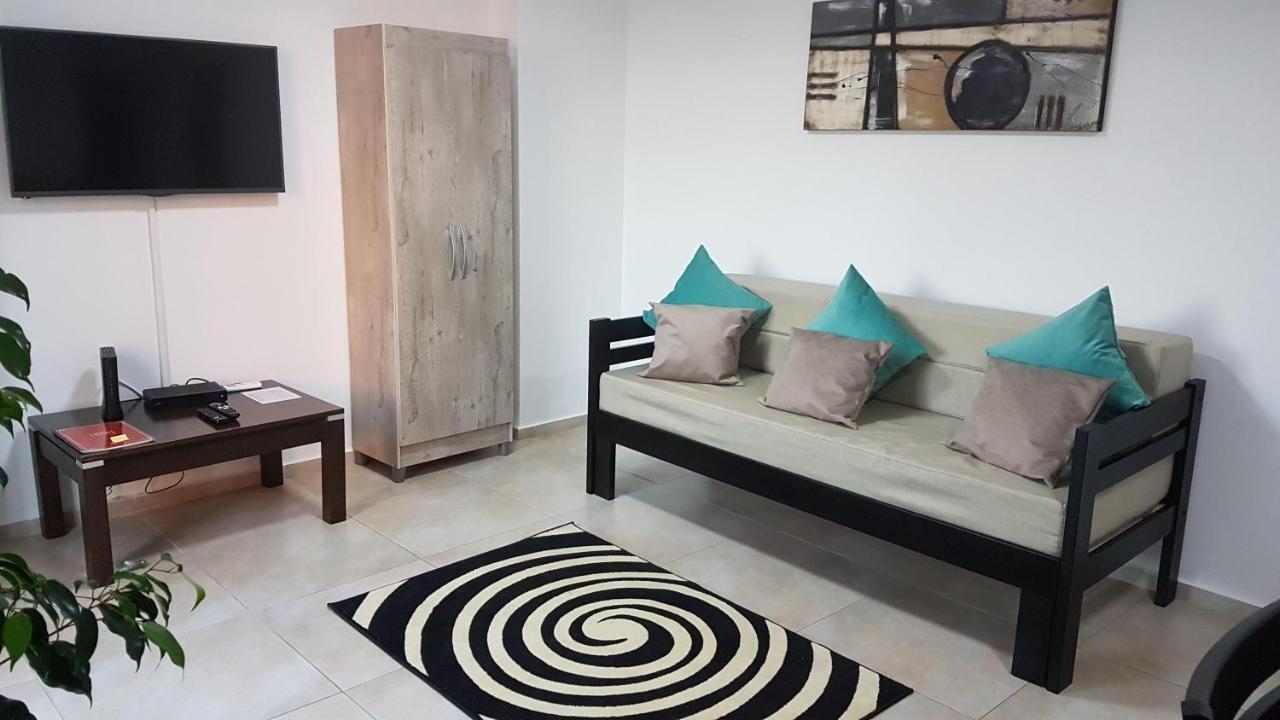 Departamento De Catagoria M&L Lejlighed Villa María Eksteriør billede